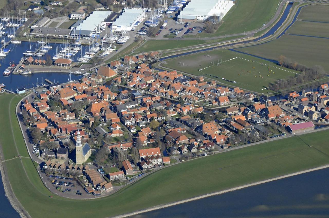Uit Alle Windstreken Hindeloopen Eksteriør billede